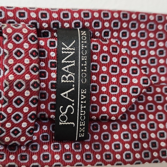 Jos. A. Bank Red Patterned Men's Tie - Picture 3 of 6